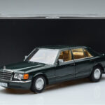 Mercedes 560 SEL W126 Verde Închis Metalizat Norev 1:18 - image 7 of 7
