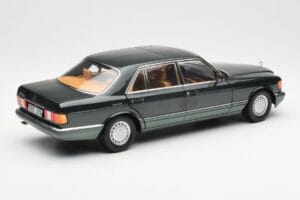 Mercedes 560 SEL W126 Night Verde Metalizat Dealer Edition Norev 1:18 B66040626 Metal - imaginea 3 din 8