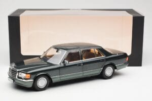 Mercedes 560 SEL W126 Night Verde Metalizat Dealer Edition Norev 1:18 B66040626 Metal - imaginea 8 din 8