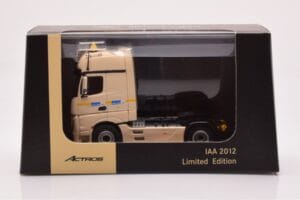 Mercedes Actros Gigaspace IAA 2012 Taxi NZG 1:50 MM0015 Metal - imaginea 4 din 4