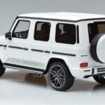Mercedes AMG G63 Edition 55 W463 Alb GT Spirit 1:18 - image 5 of 6