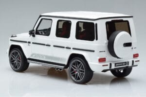 Mercedes AMG G63 Edition 55 W463 Alb GT Spirit 1:18 GT890 Rășină - imaginea 5 din 6