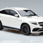 Mercedes AMG GLE 63S C292 Coupe Alb GT Spirit 1:18 - image 4 of 6