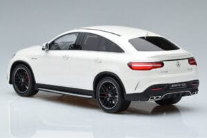 Mercedes AMG GLE 63S C292 Coupe Alb GT Spirit 1:18 B66965706 Rășină - imaginea 5 din 6