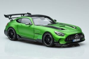 Mercedes AMG GT C190 Black Series Verde Hell Magno Ediție Limitată Norev 1:18 183903 Metal - imaginea 5 din 7