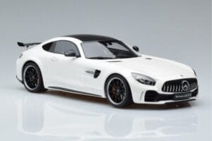 Mercedes AMG GT R Alb GT Spirit 1:18 KJ021 Rășină - imaginea 4 din 6