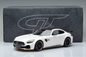 Mercedes AMG GT R Alb GT Spirit 1:18 KJ021 Rășină - imaginea 6 din 6