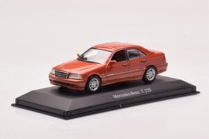 Mercedes C-Class W202 C220 Portocaliu Metalic Dealer Edition Minichamps 1:43 B66005747 Metal - imaginea 2 din 4