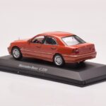 Mercedes C-Class W202 C220 Portocaliu Metalic Dealer Edition Minichamps 1:43 - image 3 of 4