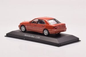 Mercedes C-Class W202 C220 Portocaliu Metalic Dealer Edition Minichamps 1:43 B66005747 Metal - imaginea 3 din 4