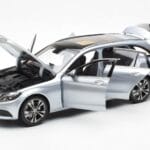 Mercedes C-Class W205 T-Model Argintiu Asia Exclusive Norev 1:18 - image 2 of 8