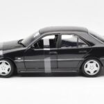 Mercedes C-Class W202 C36 AMG Negru Metalic UT Models 1:18 - image 3 of 6