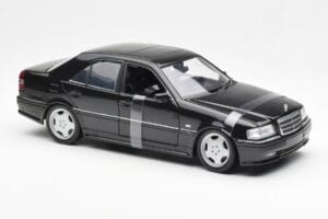 Mercedes C-Class W202 C36 AMG Negru Metalic UT Models 1:18 26102 Metal - imaginea 4 din 6