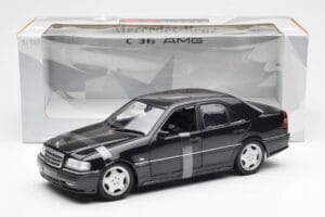 Mercedes C-Class W202 C36 AMG Negru Metalic UT Models 1:18 26102 Metal - imaginea 6 din 6
