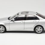 Mercedes C-Class W204 Avantgarde Argintiu AUTOart 1:18 B66962368 - image 4 of 8
