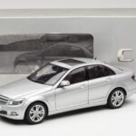 Mercedes C-Class W204 Avantgarde Argintiu AUTOart 1:18 B66962368 - image 8 of 8
