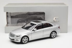 Mercedes C-Class W204 Avantgarde Argintiu AUTOart 1:18 B66962368 Metal - imaginea 8 din 8
