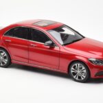 Mercedes C-Class W205 Roșu Metalic Asia Exclusive Norev 1:18 - image 6 of 8