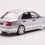 Mercedes C36 AMG W202 Argintiu Otto 1:18 - image 2 of 6