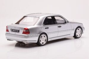 Mercedes C36 AMG W202 Argintiu Otto 1:18 OT443 Rășină - imaginea 2 din 6