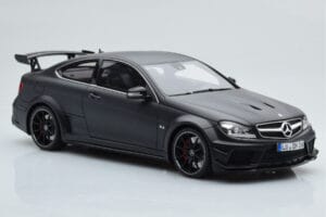 Mercedes C63 AMG W204 Black Series Negru Mat GT Spirit 1:18 GT843 Rășină - imaginea 4 din 6