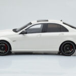 Mercedes C63 AMG W204 Alb GT Spirit 1:18 - image 3 of 6
