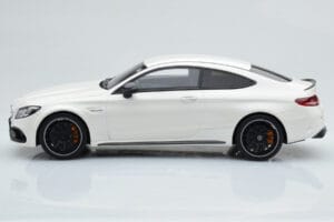 Mercedes C63S AMG C205 Coupe Alb GT Spirit 1:18 B66965707 Rășină - imaginea 3 din 6
