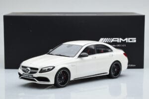 Mercedes C63S AMG W205 Alb GT Spirit 1:18 B66960370 Rășină - imaginea 6 din 6