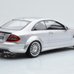 Mercedes CLK63 AMG C209 Coupe Argintiu Otto 1:18 - image 2 of 6