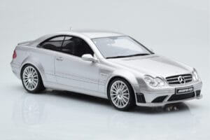 Mercedes CLK63 AMG C209 Coupe Argintiu Otto 1:18 OT227 Rășină - imaginea 4 din 6