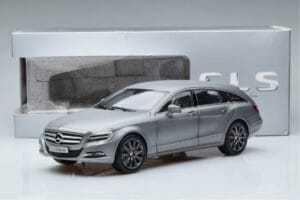 Mercedes CLS Shooting Brake X218 Alanite Gri Norev 1:18 B66960117 Metal - imaginea 7 din 7