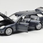 Mercedes E-Class S212 T-Model Tenorit Gri Metalic Minichamps 1:18 B66962447 - image 2 of 8