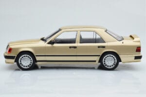 Mercedes E-Class W124 Tuning Bej MCG 1:18 MCG18342 Metal - imaginea 3 din 6