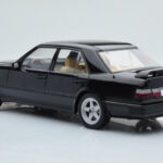 Mercedes E-Class W124 Tuning Negru MCG 1:18 - image 5 of 6