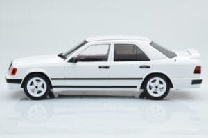 Mercedes E-Class W124 Tuning Alb MCG 1:18 MCG18343 Metal - imaginea 3 din 6