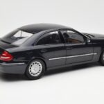 Mercedes E-Class W211 Albastru Metalic Kyosho 1:18 B66962147 - image 3 of 8