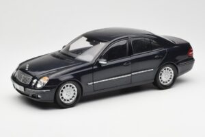 Mercedes E-Class W211 Albastru Metalic Kyosho 1:18 B66962147