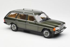 Mercedes 230T W123 T-Model Verde Metalizat Norev 1:18 183730 Metal - imaginea 6 din 8
