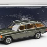 Mercedes 230T W123 T-Model Verde Metalizat Norev 1:18 183730 - image 8 of 8