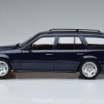Mercedes E36 AMG S124 Albastru Otto 1:18 OT753 Rășină - image 3 of 6
