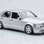 Mercedes E500 W124 Argintiu Otto 1:18 - image 4 of 6