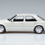 Mercedes E60 AMG W124 Alb Otto 1:18 - image 3 of 6