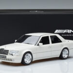 Mercedes E60 AMG W124 Alb Otto 1:18 - image 6 of 6