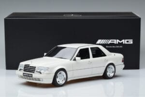 Mercedes E60 AMG W124 Alb Otto 1:18 B66040640 Rășină - imaginea 6 din 6
