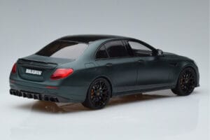 Mercedes E63 AMG Brabus 800 W213 Verde GT Spirit 1:18 GT208 Rășină - imaginea 2 din 6