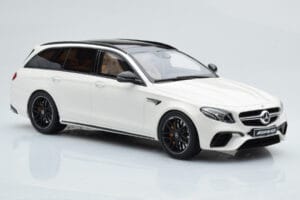 Mercedes AMG E63 S S213 T-Model Alb GT Spirit 1:18 GT795 Rășină - imaginea 4 din 6