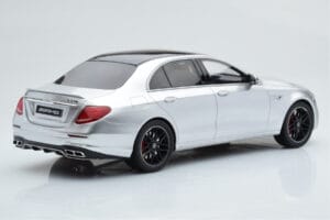 Mercedes AMG E63 S W213 Argintiu GT Spirit 1:18 GT230 Rășină - imaginea 2 din 6