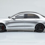 Mercedes AMG E63 S W213 Argintiu GT Spirit 1:18 - image 3 of 6