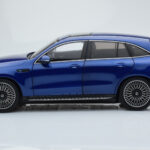 Mercedes EQC 400 Brilliant Albastru NZG 1:18 - image 4 of 8