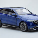 Mercedes EQC 400 Brilliant Albastru NZG 1:18 - image 6 of 8